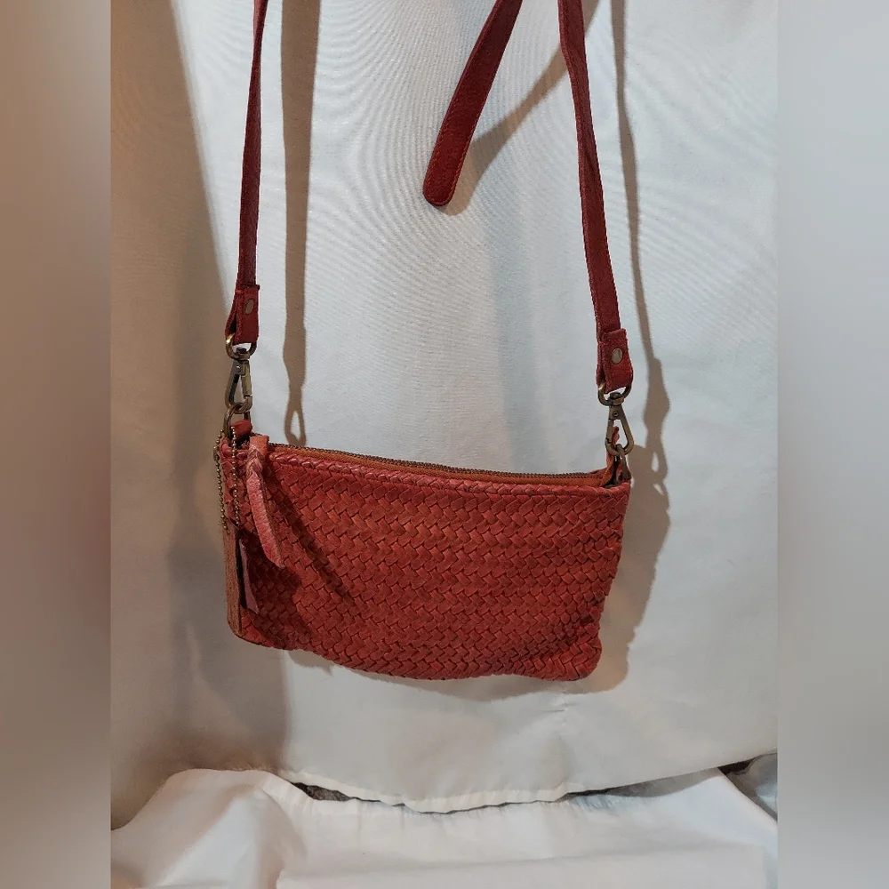 SirimiriDesigns Handwoven Braided Leather Crossbody Bag - Burnt Orange EUC